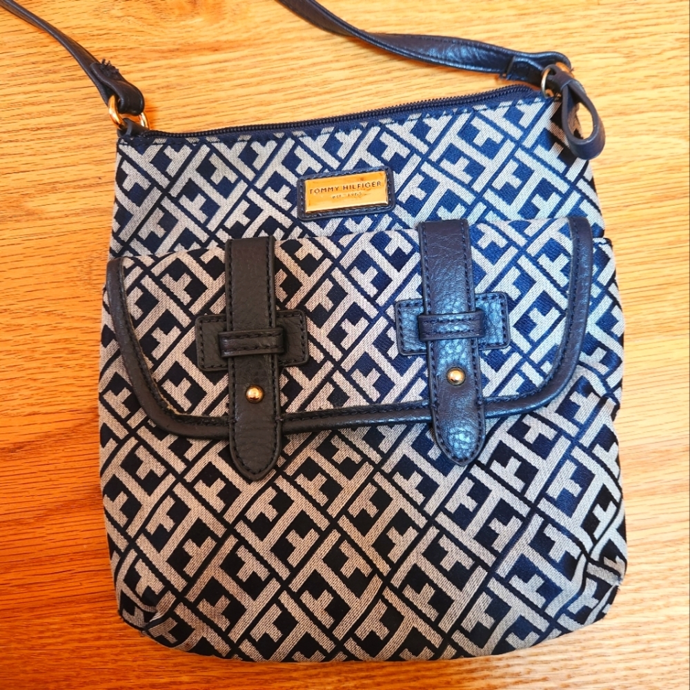 New tommy Hilfiger navy gray bag